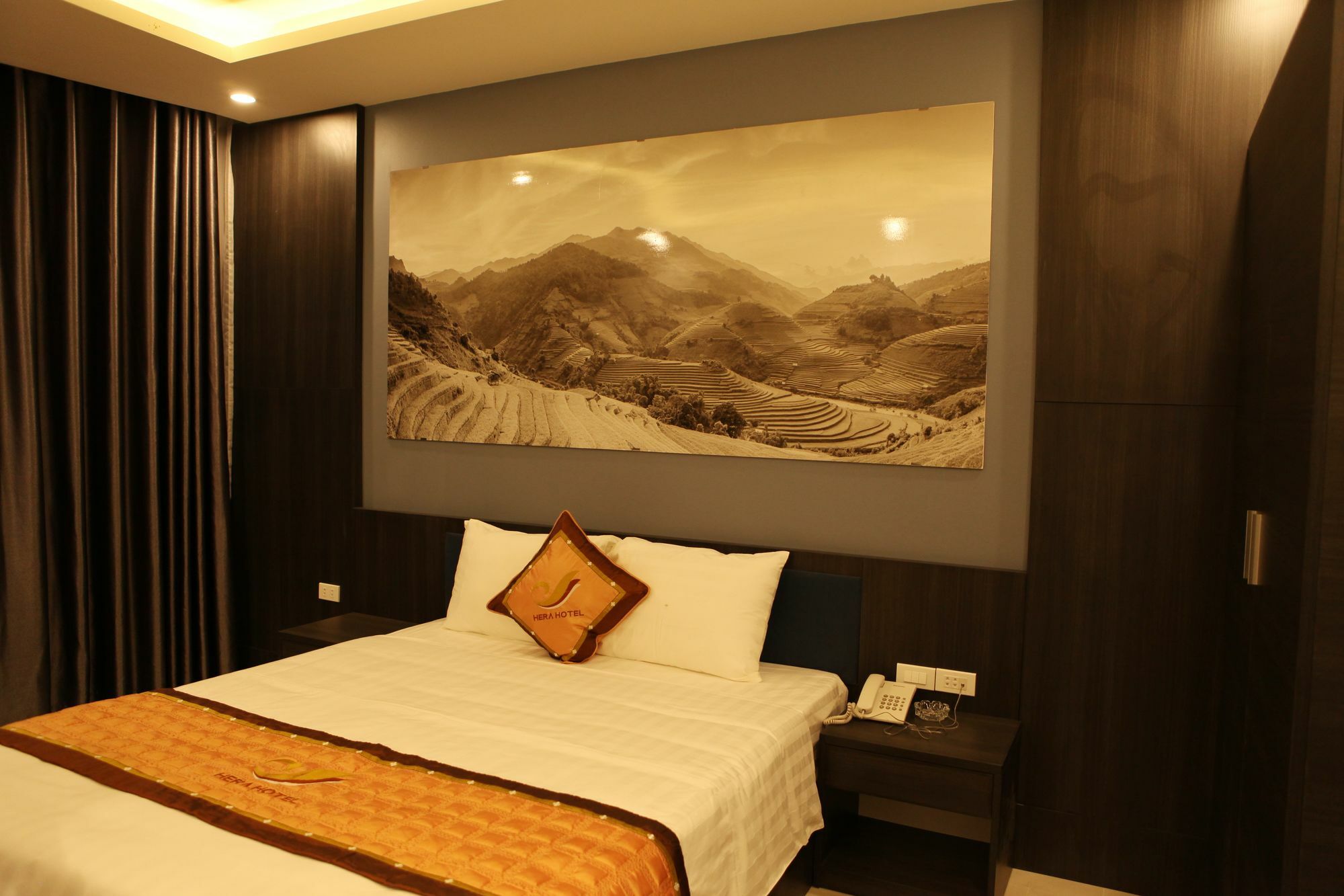 Hera Ha Long Hotel Exterior photo