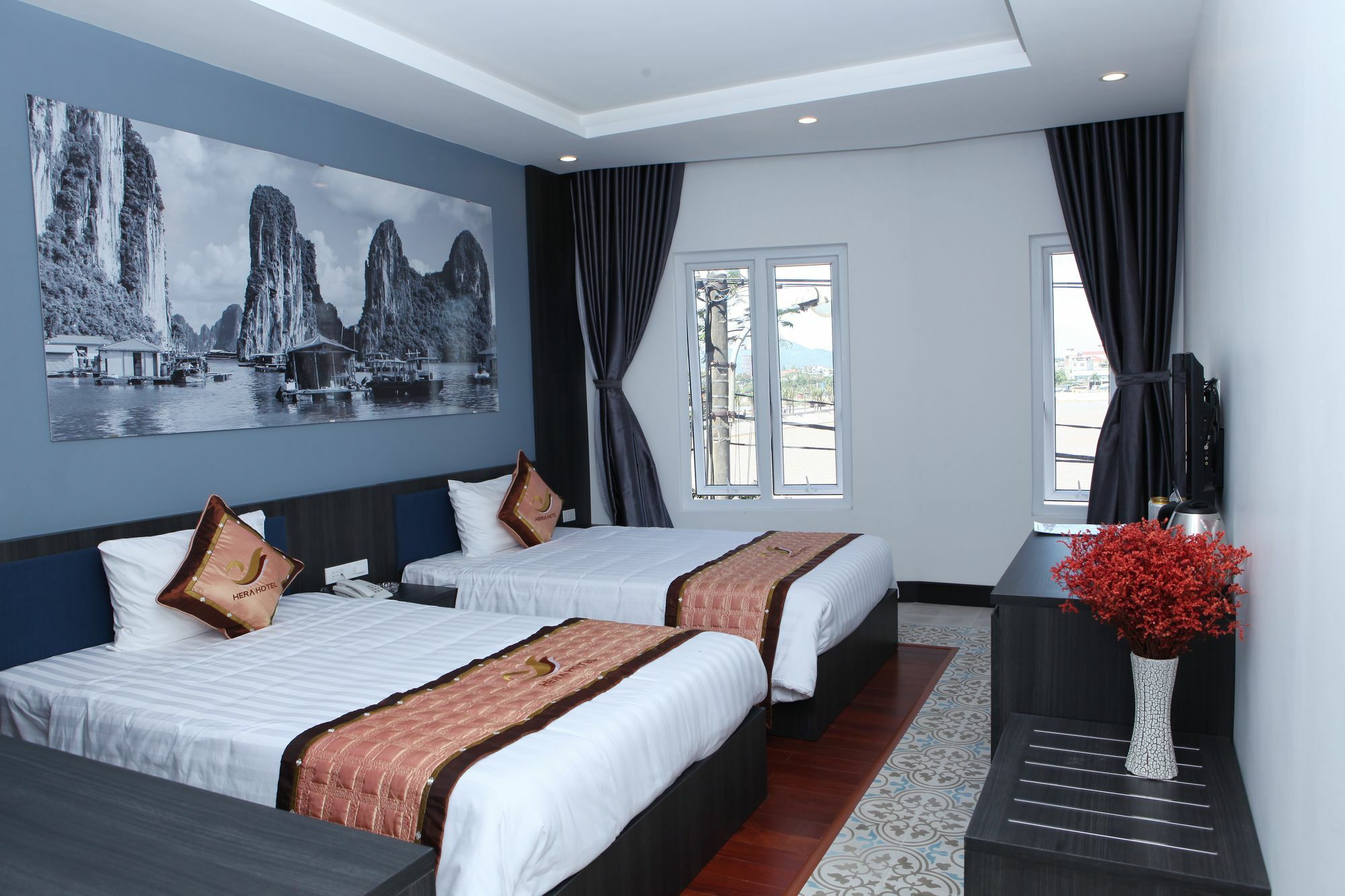 Hera Ha Long Hotel Exterior photo