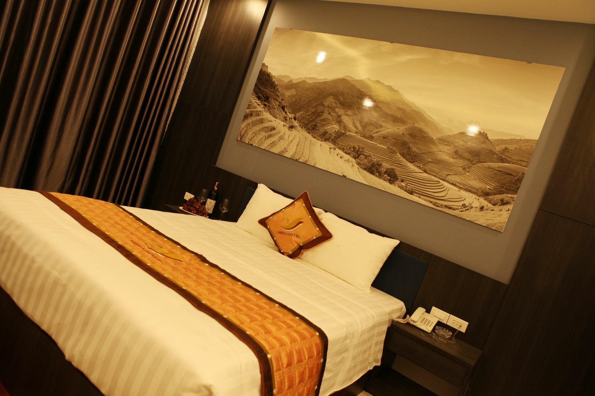 Hera Ha Long Hotel Exterior photo